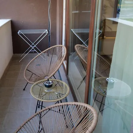 The Sunrise And The Sunset - Luxury 2br With Mineral Pool & Parking