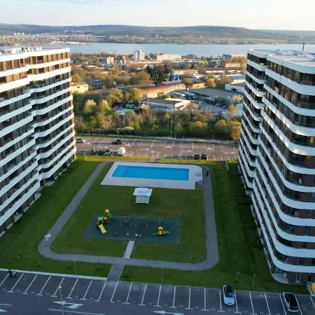 Apartment The Sunrise And The Sunset - Luxury 2br With Mineral Pool & Parking