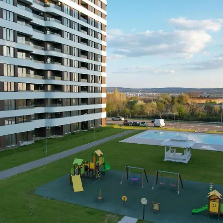 Apartment The Sunrise And The Sunset - Luxury 2br With Mineral Pool & Parking *