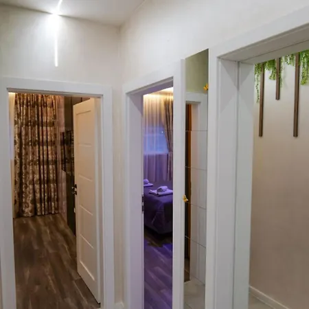 Apartment The Sunrise And The Sunset - Luxury 2br With Mineral Pool & Parking Warna