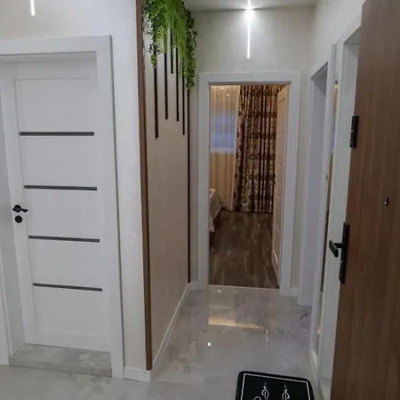 The Sunrise And The Sunset - Luxury 2br With Mineral Pool & Parking